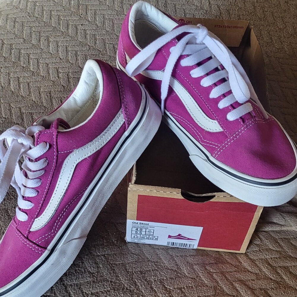 VANS Old Skool Fuchsia Red/True White Sz 4.0/5.5 New In Box